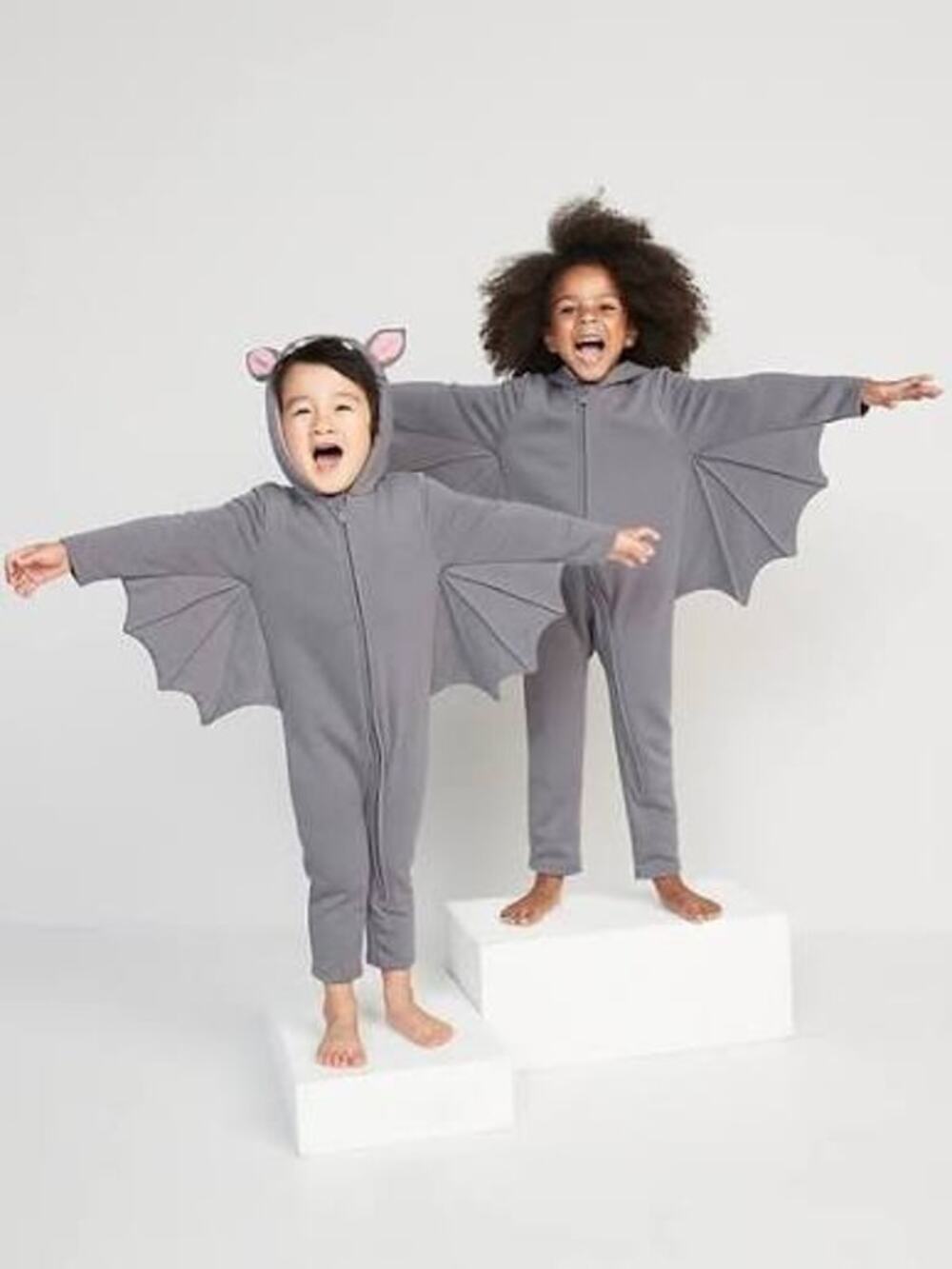 Old Navy Unisex Youth Matching Bat One Piece Fleece Costume Gray Size XS / 5T